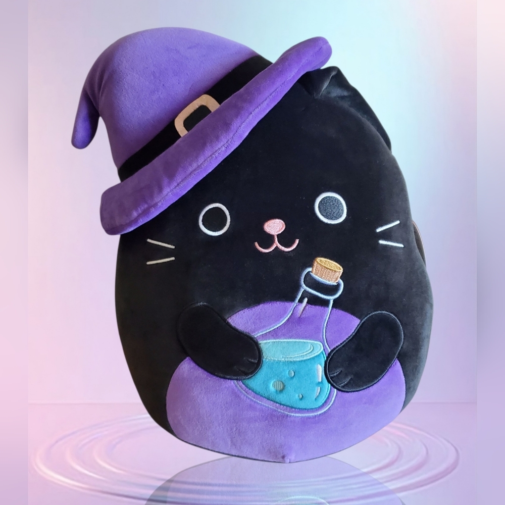 NWT Autumn‎ The Black Cat Witch With Potion Halloween Squishmallow 12"